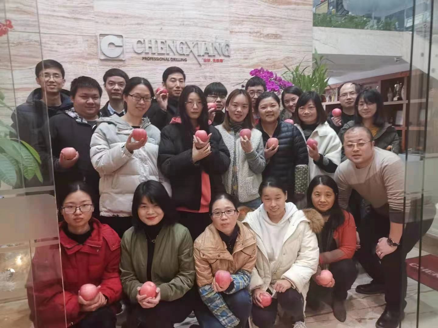 風勁帆滿圖新志，砥礪奮進正此時